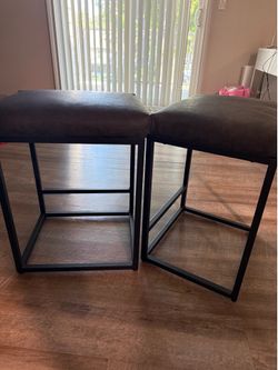 Elama 2 Piece Faux Leather Bar Chair in Graywith Black Base