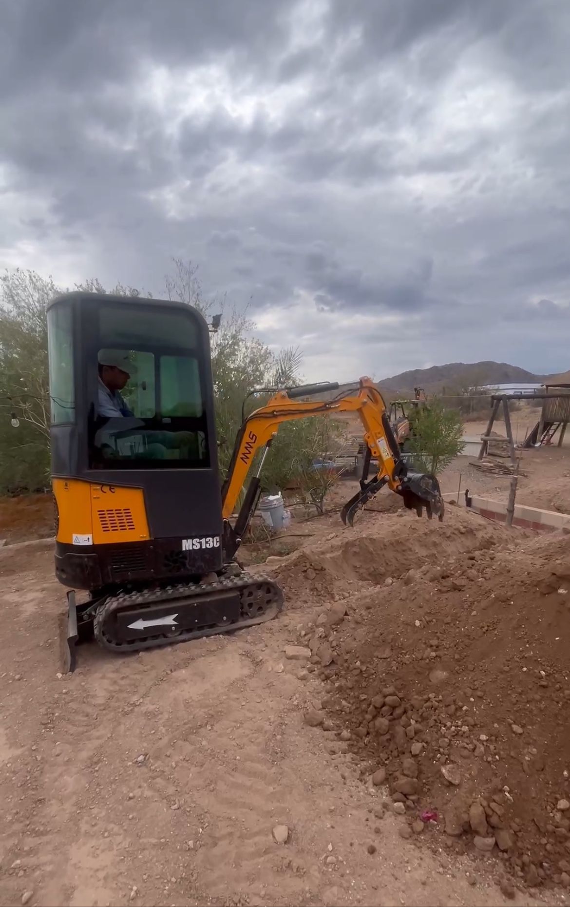 2023 Mini Excavator 10 Hours Used 