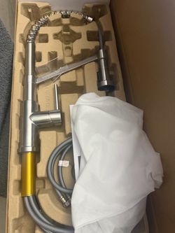 Kitchen faucet