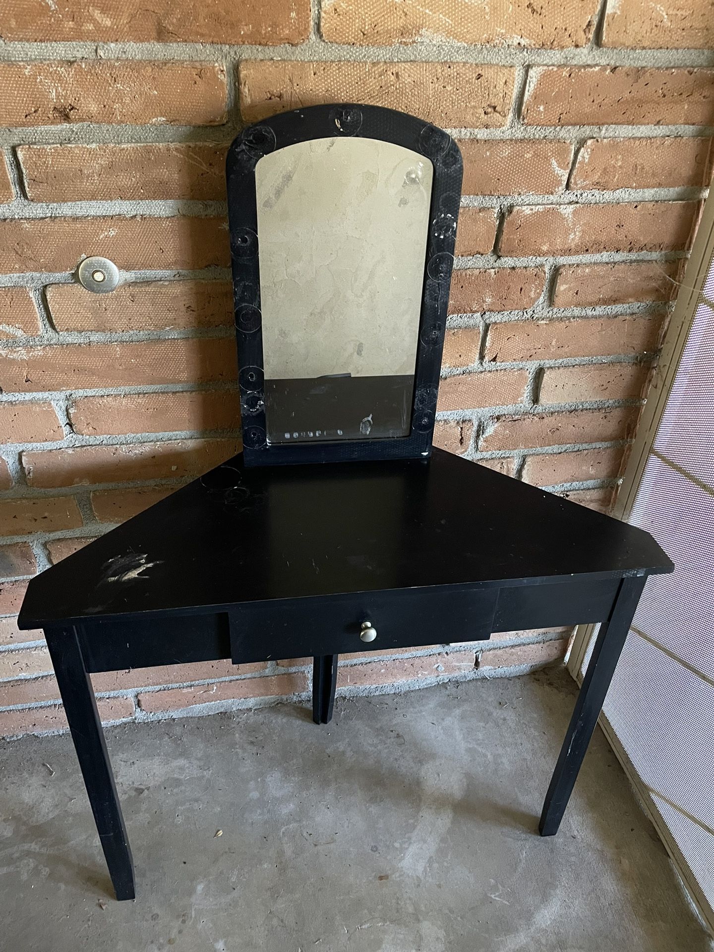 Antique Table With Mirror