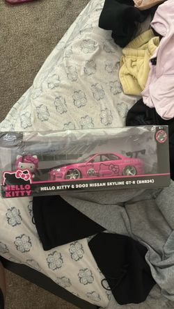 Jada Hello Kitty 2002 Nissan Skyline GT-R Die Cast