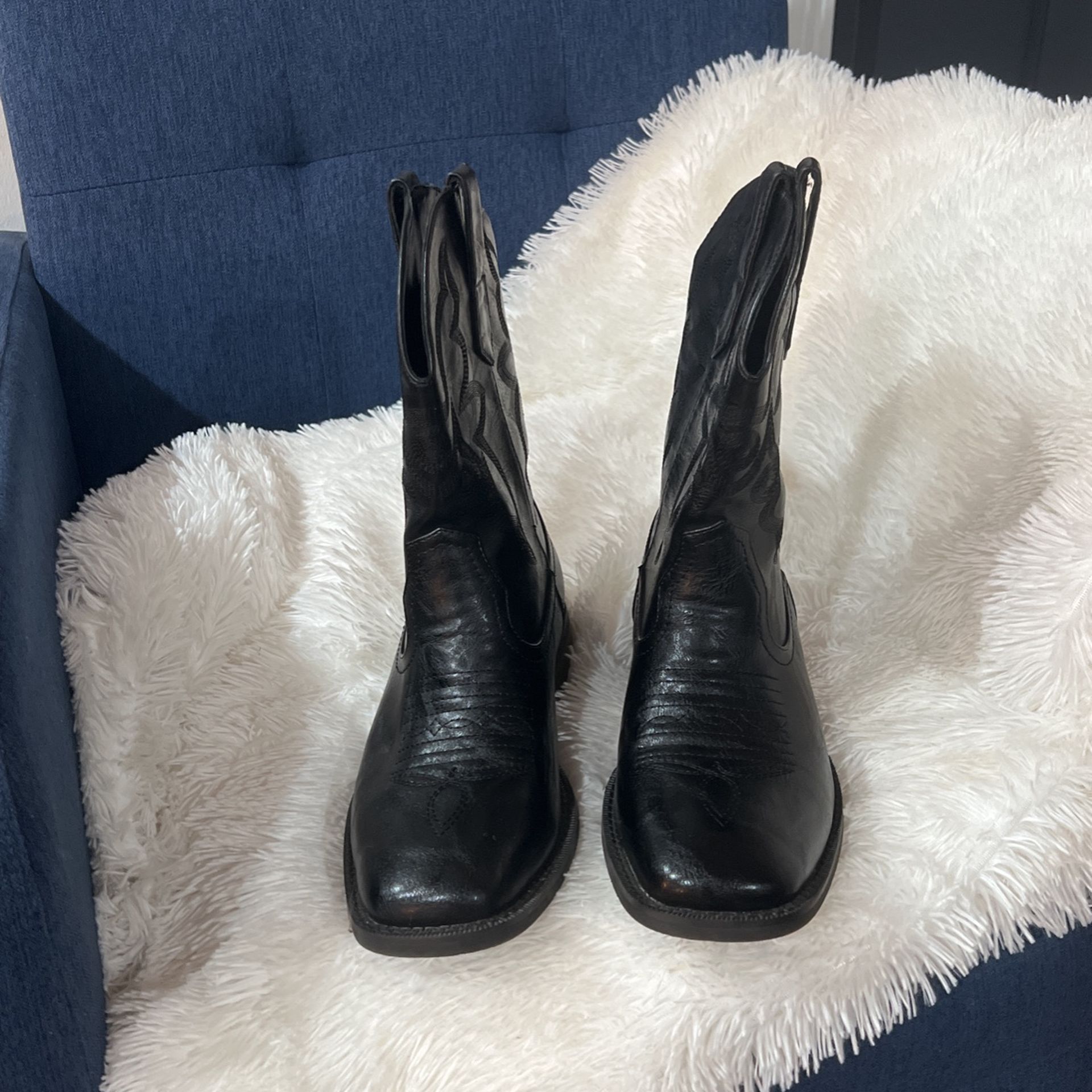 Men’s Boots Size 8