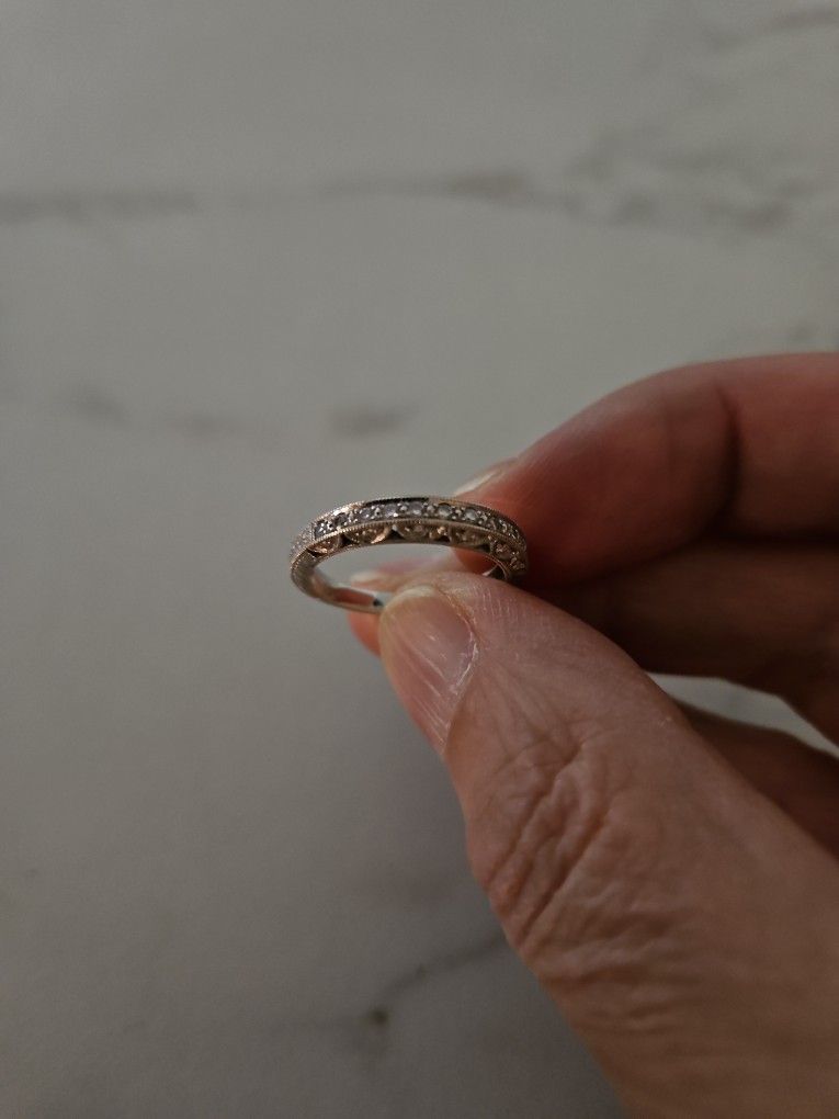 14k White Gold And Diamond Ring