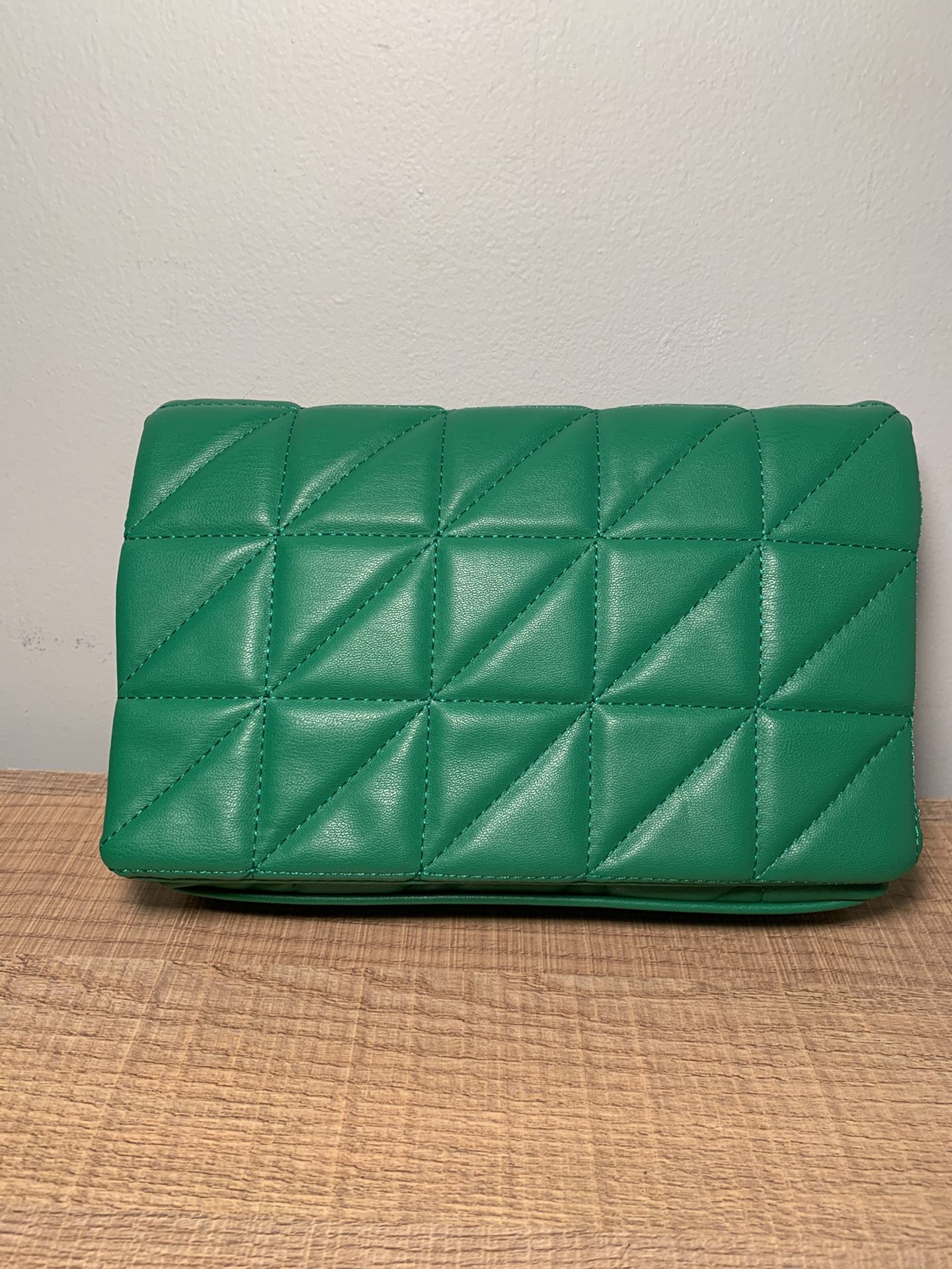Green Purse From  for Sale in Hauppauge, NY - OfferUp