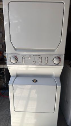 Washer and dryer Maytag
