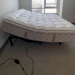 King Mattress Firm Versailles Euro Top + Adjustable Base – Like New, Luxury Setup
