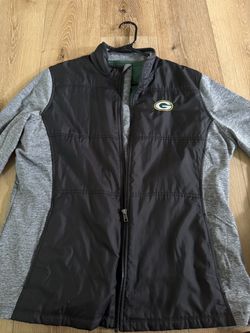 Green Bay hybrid windbreaker