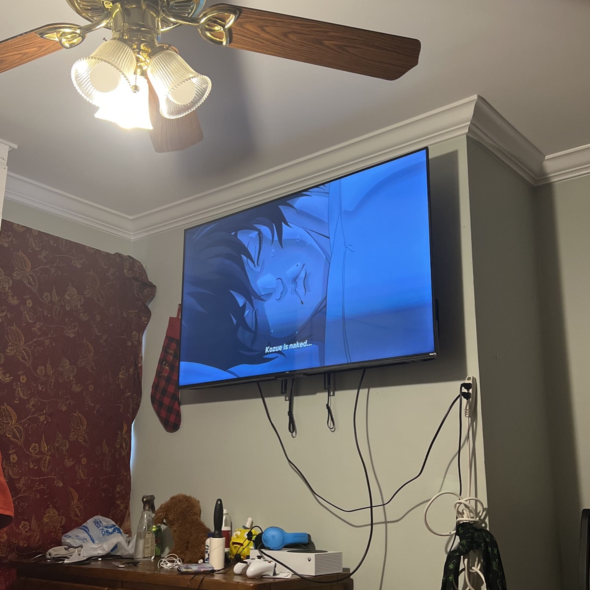 55 TCL ROKU TV