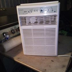 Frigidaire AC Unit 