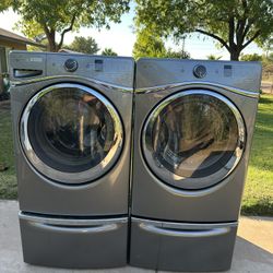 Whirlpool washer and electric dryer