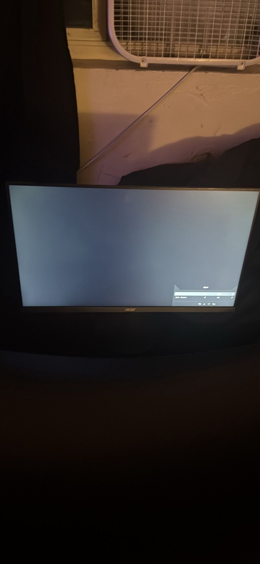 Acer “24 And AOC 35” Curved Monitor