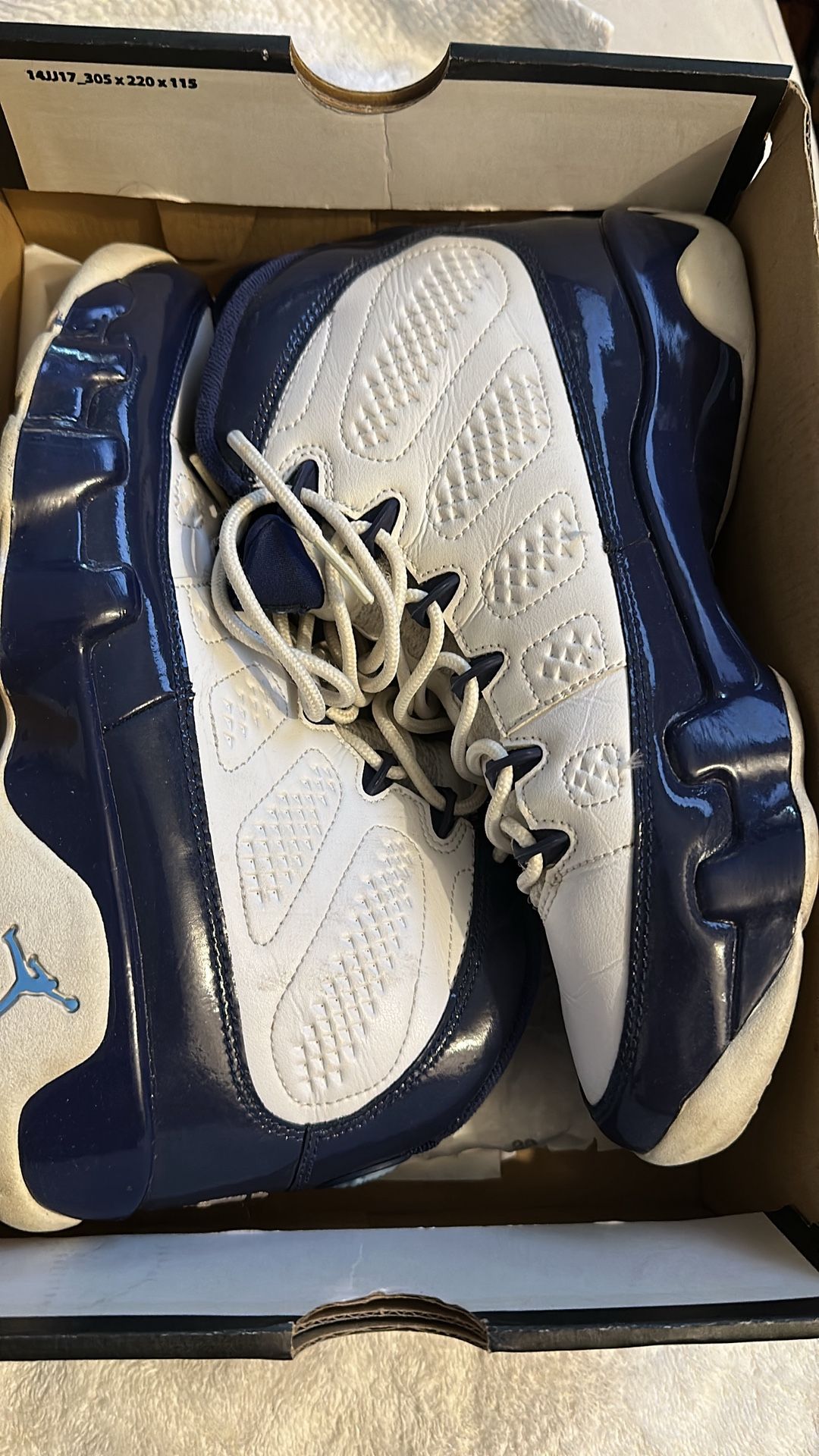 Air Jordan 9 Retro “University blue”  Size 7.5