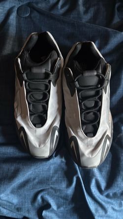 Yeezy 700 reflective