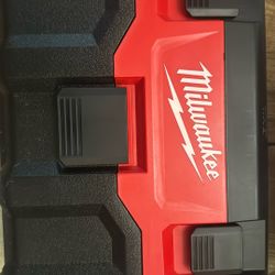 Milwaukee Vacuum