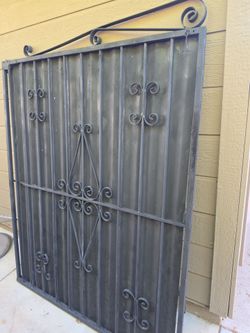IRON GATE WIDTH 48 HIGHT 5 GLENDORA PICK UP