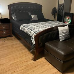 Queen Bedroom Set