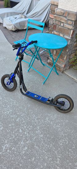Mongoose scooter