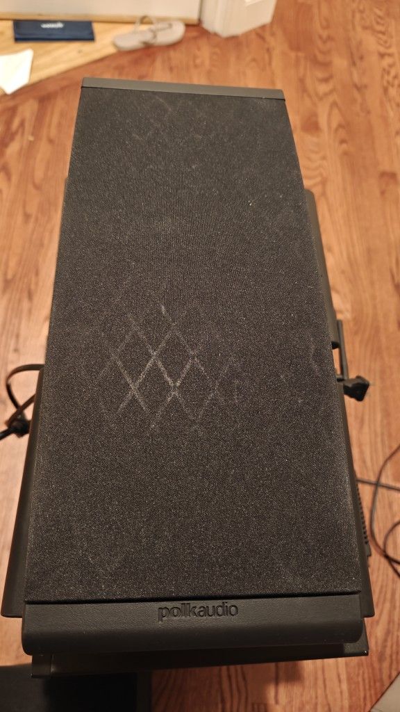Custom 5.1 Surround Sound System With 10" Sub Woofer. 