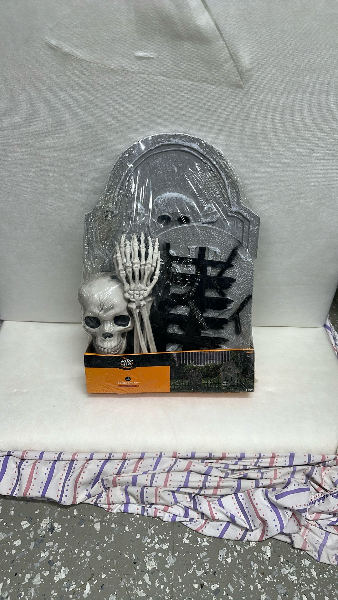 Halloween Cemetery Kit