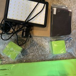 Teleplay Green Screen Kit, Lights And Tripods