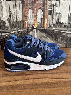 Nike Air Max Command