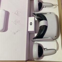 Meta Oculus Quest 2 BASICALLY BRAND NEW 