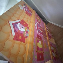 Doll House 