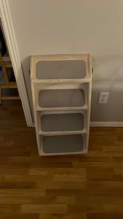 Pet stairs for bed or couch
