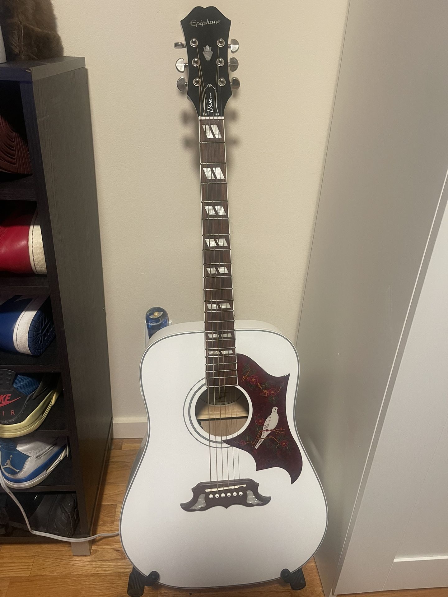 Epiphone Dove Studio Acoustic Guitar