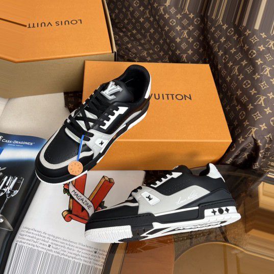 Giày thể thao Louis Vuitton LV Trainer Sneaker Màu Đen - Trắng