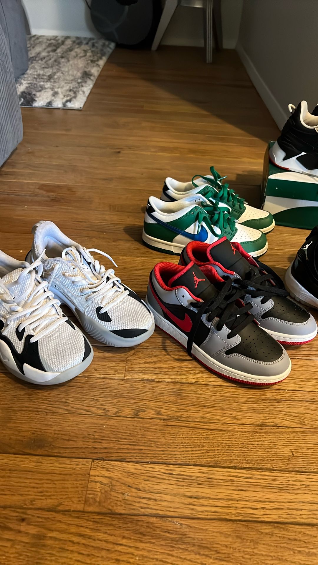 Grade school Shoes Between 3.5 To 5.5 Size