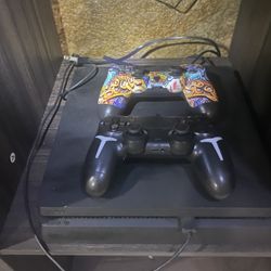 Playstation 4 Slim One Tb