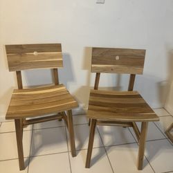 2 Chairs