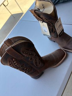 Ariat boots brand new