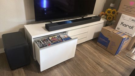 White TV Stand Media Cons