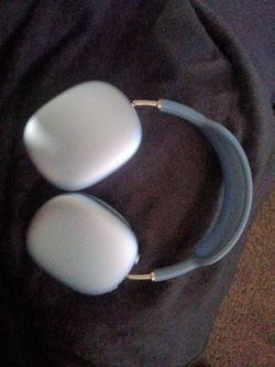 Airpod max blue new condition