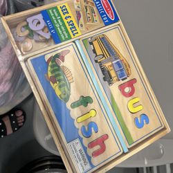 melissa and doug see & spell