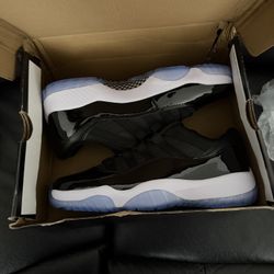 Jordan 11 Space Jam