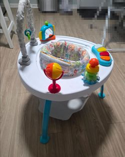 Baby bouncer