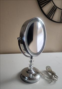 Conair Double-Sided Lighted Makeup Mirror - Lighted Vanity Makeup Mirror; 1x/7x magnification; Polished Chrome w/ Crystal Ball Stem