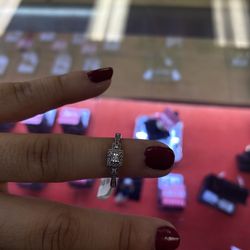 10K White Gold Ring