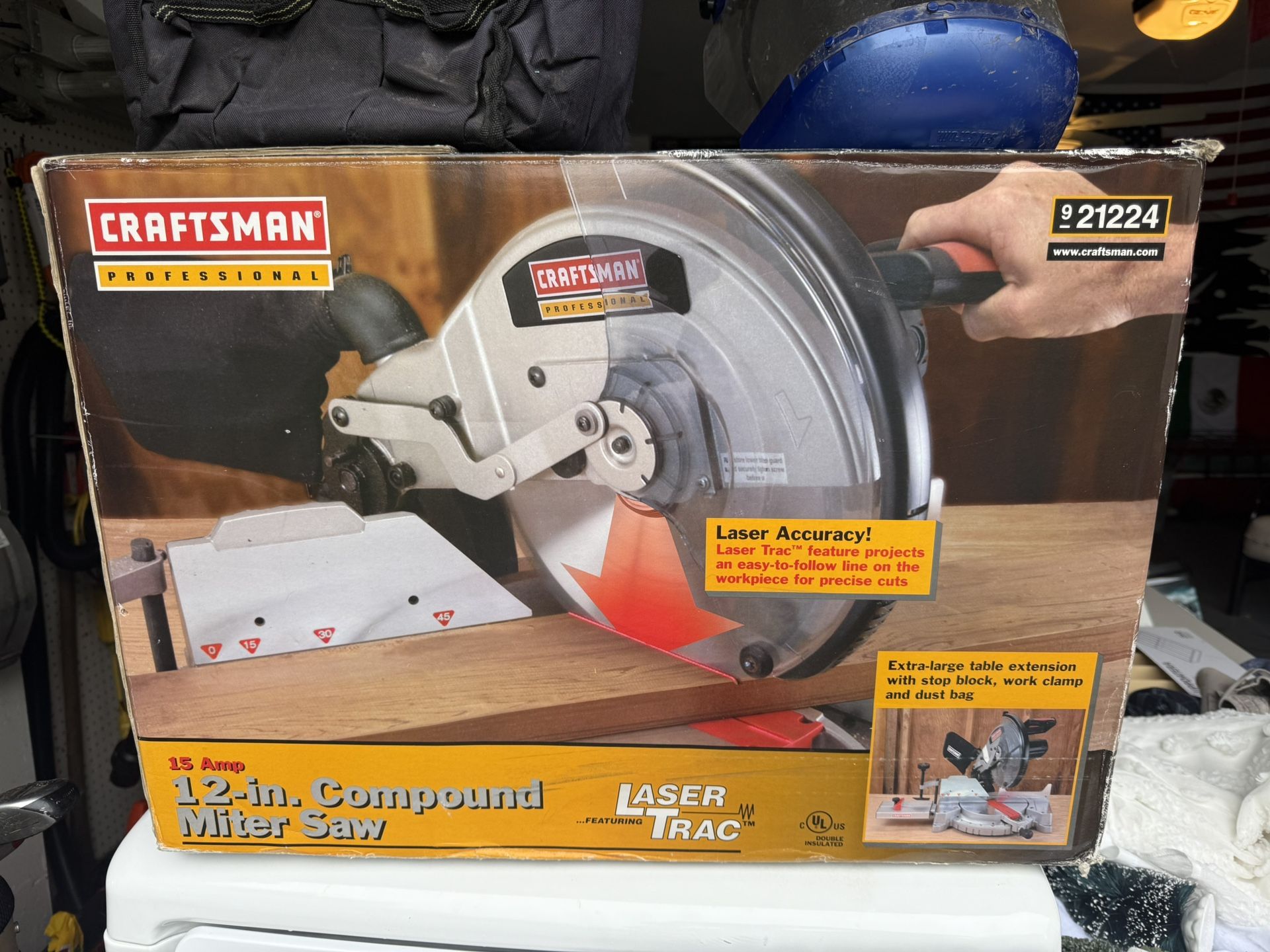 Saw Machine 