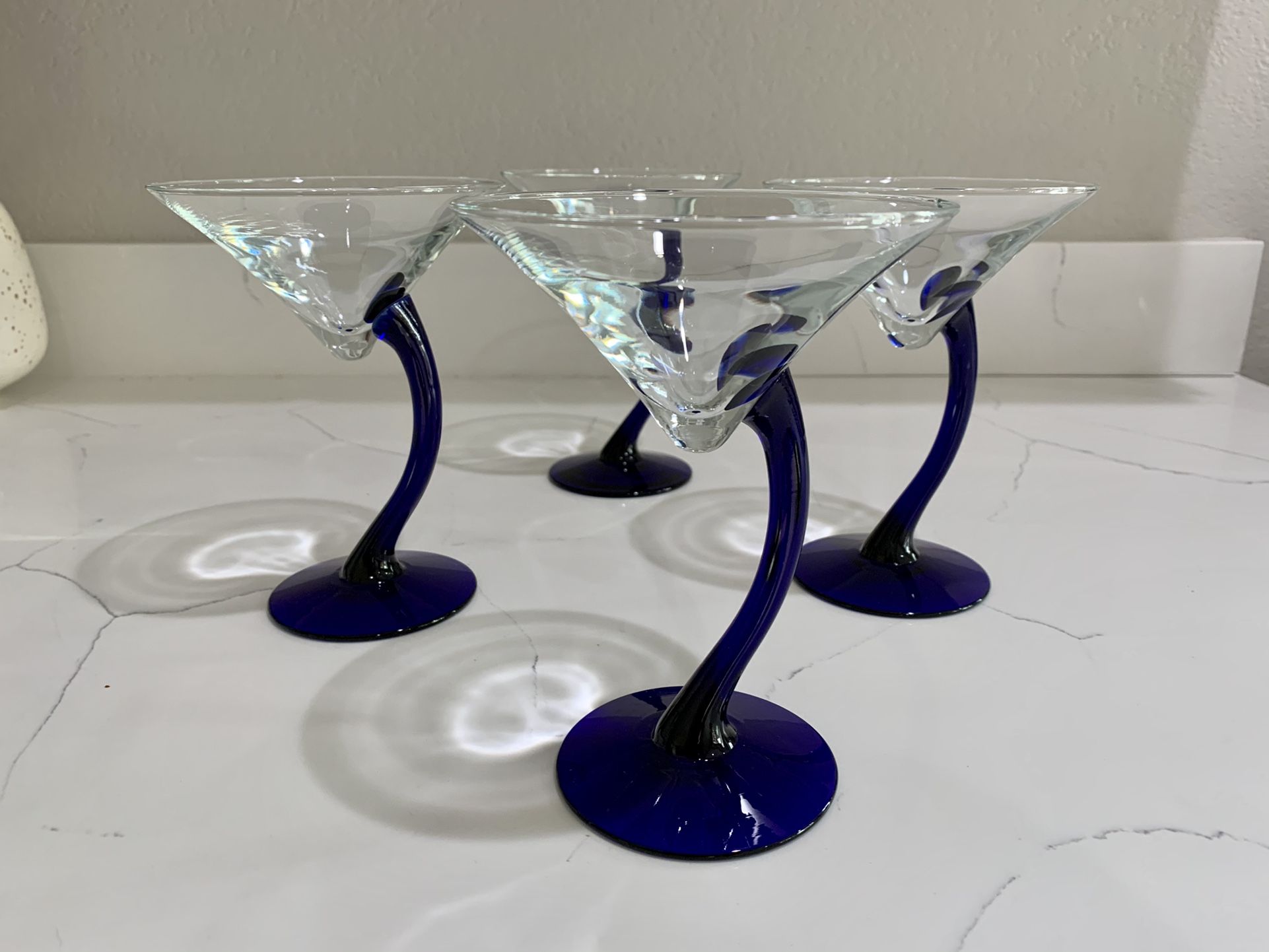 Vintage Libbey Set Of 4 Curved Stem Martini Glasses