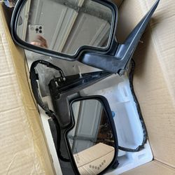 Chevy Silverado Turn Signal Mirrors