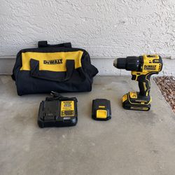 DEWALT ATOMIC 20V MAX Cordless Brushless Compact 1/2 in. Hammer Drill and (2) 20V 1.3Ah Battery And Charger 