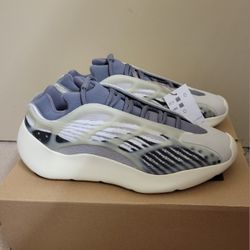 Adidas Yeezy 700 V3 Fade Salt