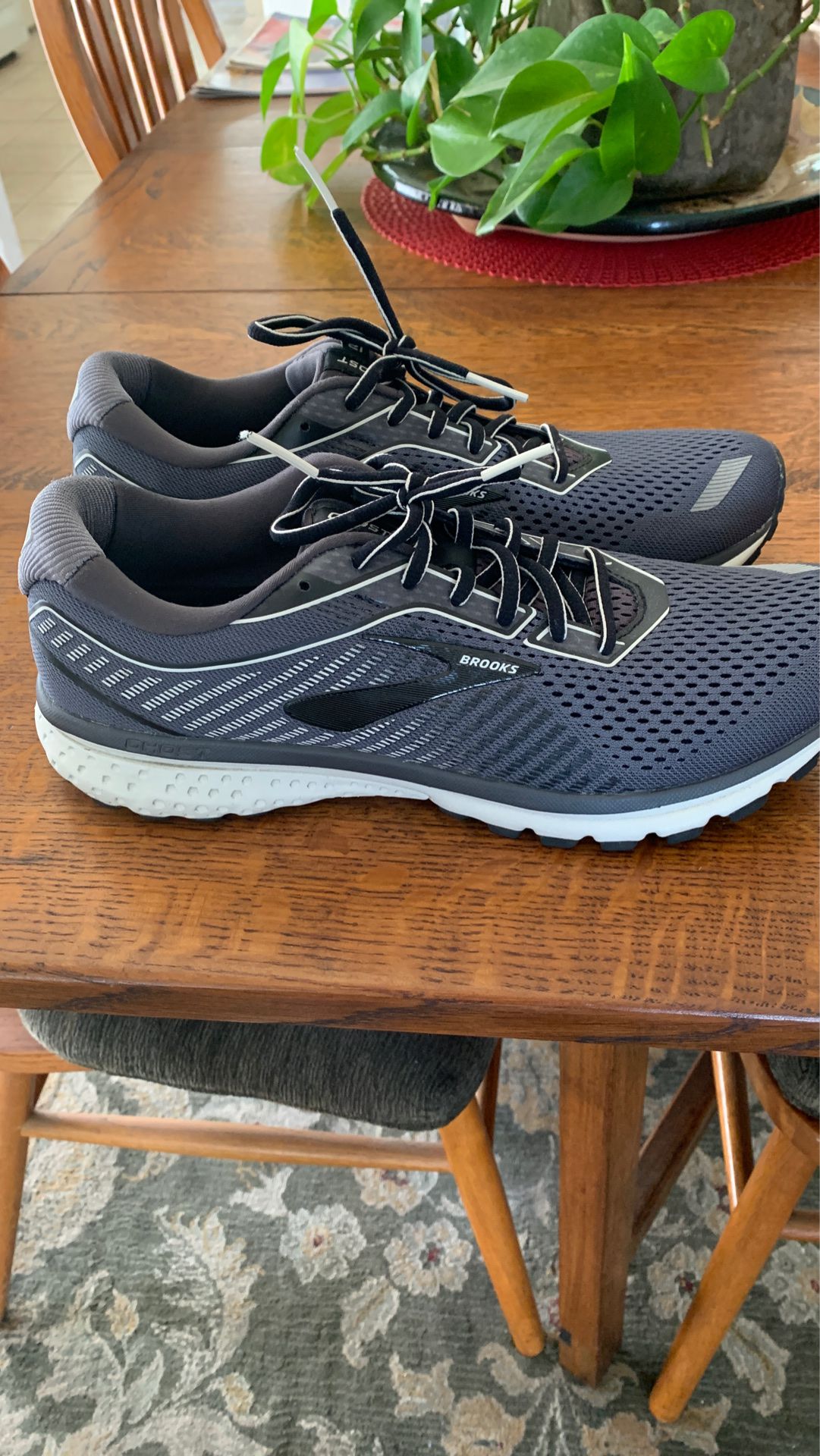 Men’s Brooks Ghost 12 Running shoes