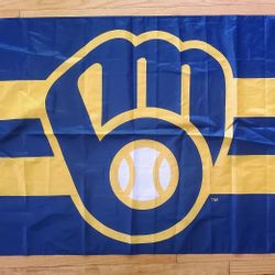 HUGE (5FT x 3FT) MILWAUKEE BREWERS FLAG!
