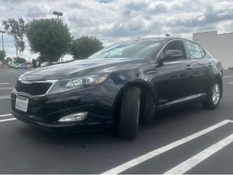 20.13 Kia optima LX One owner no accident clean title excellent condition no issues at all 106,000 original low miles