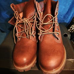 New Timberlands Size 8.5